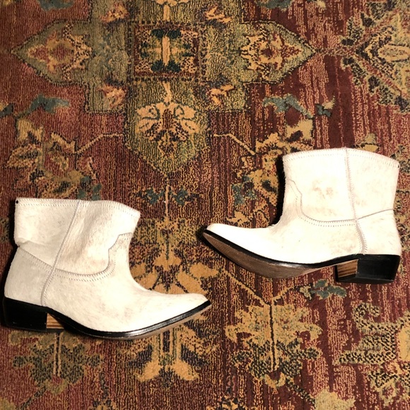One Teaspoon Cream Ankle Booties - Picture 7 of 8